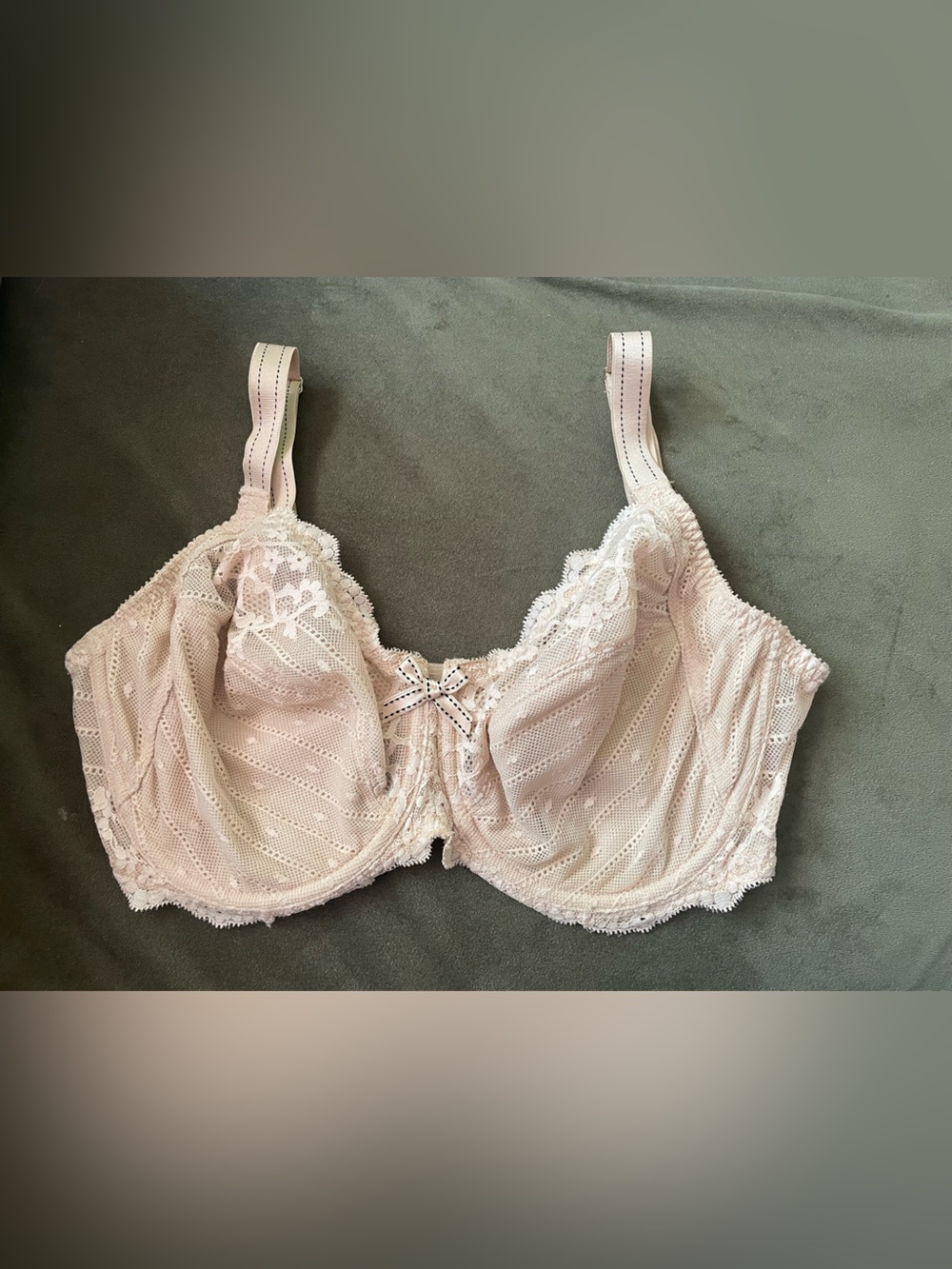 Chantelle Lace Unlined Soft Cup Bra - Nude Size 32 DDD